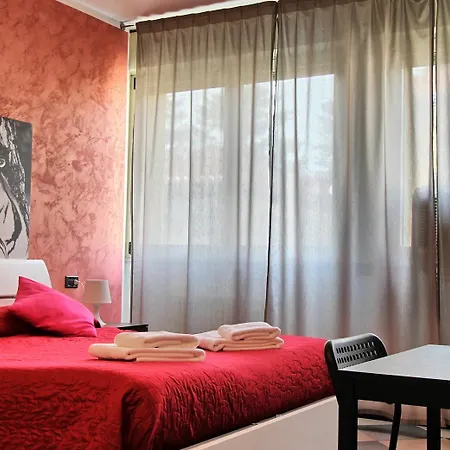 Hotel Logicasa Residenza Aurora Lake Como